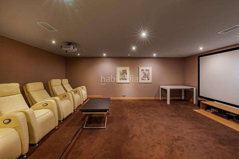 Foto 8825dced-a671-4578-ade3-ec6163f924b8. Maison avec parking piscine dans Nueva Andalucía centro Marbella