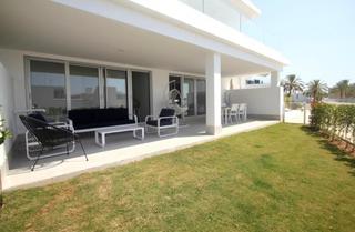 Lloguer Planta baixa a Sup-e9 norte cancelada 4. 3 bedrooms le mirage