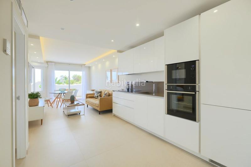 Foto 60c57aa4-3d9b-4121-8f37-9bfae95a0156. Planta baja apartamento planta baja en Calahonda, costa en Mijas