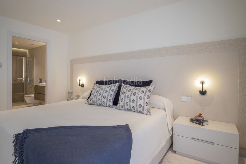 Foto 4408dc6f-a4c2-4e2e-8df9-7fa39af35347. Casa vida costera sofisticada villa de 5 dormitorios en Marbella