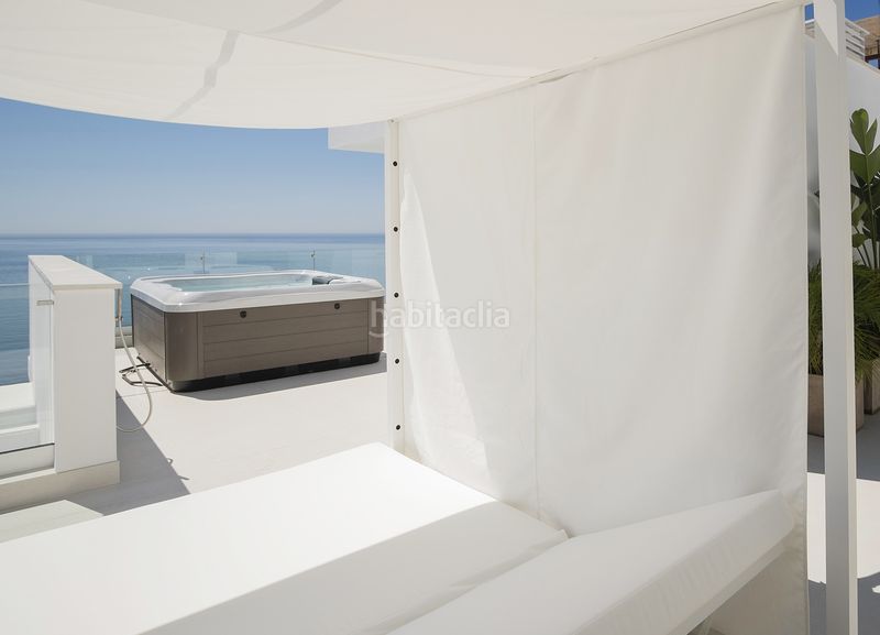 Foto a7163957-2417-41b2-b7a8-aaa718ac25a8. Casa vida costera sofisticada villa de 5 dormitorios en Marbella
