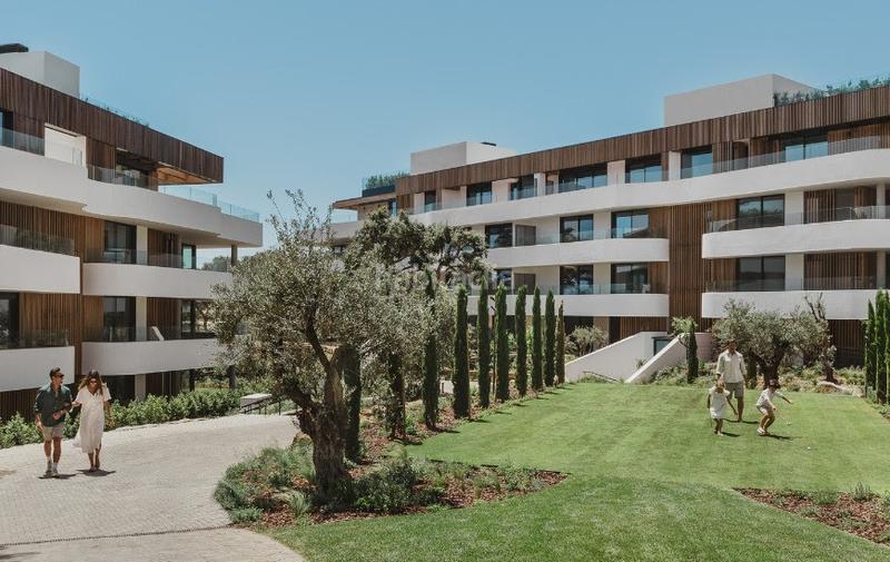 Foto 3c54c3c5-edbb-4f8a-8cc9-23bfbdde480a. Apartment with parking pool in puerto de Sotogrande-la marina Sotogrande