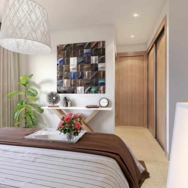 Foto 73b9f0c1-d64c-4c63-b996-04adf940088c. Casa adossada amb aparcament piscina a Centro Estepona