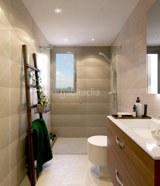 Foto bfc7b010-8841-4b4f-a565-4e78181bfee6. Casa adossada amb aparcament piscina a Centro Estepona