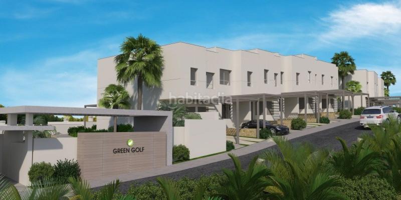 Foto 1c14286b-b68e-4f2c-a223-0d91a301b2bb. Casa a schiera con parcheggio piscina in Centro Estepona