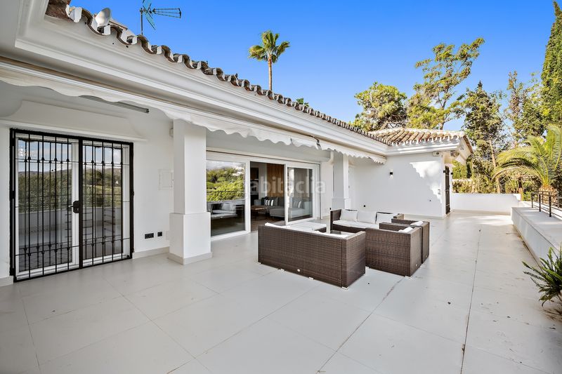 Foto 0680c955-1018-423b-96cc-d0577f7e27f3. Casa amb piscina a Casco Antiguo Marbella