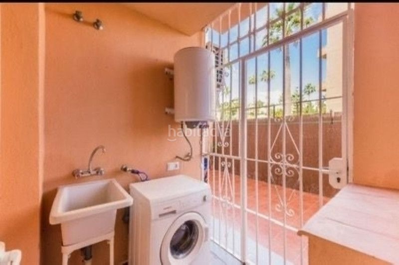 Foto 253330da-4291-4e44-b2c9-a34dfd6798a6. Apartament amb calefacció aparcament piscina a Marbesa Marbella