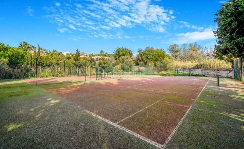 Foto 44215f2d-abe8-4f1c-b7cb-1c9553d5908a. Apartament amb calefacció aparcament piscina a Marbesa Marbella