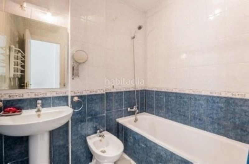 Foto 4771dd23-a3c3-4100-bc4b-78670d229443. Apartament amb calefacció aparcament piscina a Marbesa Marbella