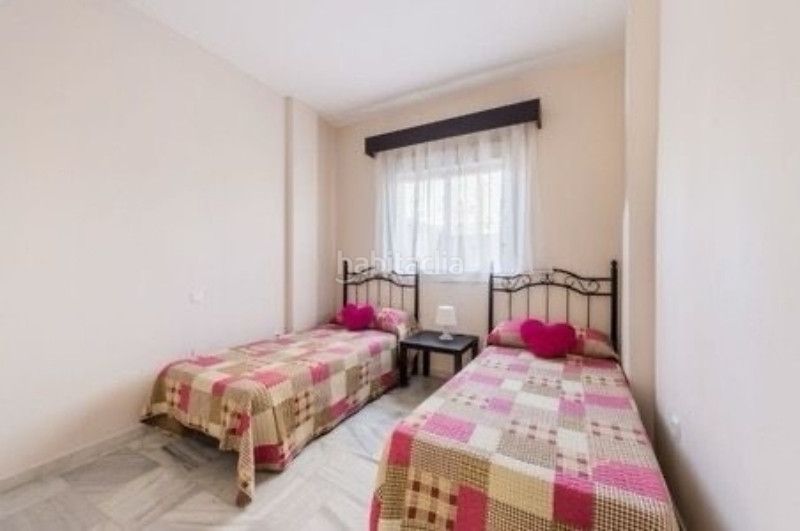 Foto f37b5c80-6020-4fc8-b0af-66048c384368. Apartament amb calefacció aparcament piscina a Marbesa Marbella