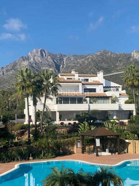Foto 21d678e2-5102-4944-a339-cd5f4a4faab9. Ático  lujoso dúplex en monte paraíso country club, en Marbella