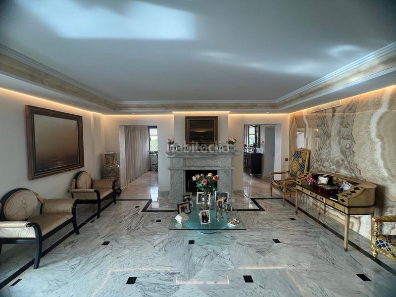 Foto c7a8ec52-f3ed-4ba5-bd89-30167f8cd6c4. Ático  lujoso dúplex en monte paraíso country club, en Marbella