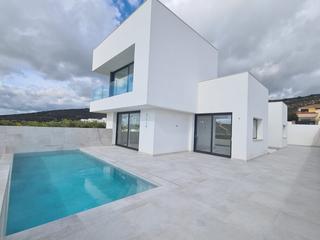 Casa a El Pópulo - Santa María. Villa de lujo en san roque, cádiz con vistas al mar y piscina pr