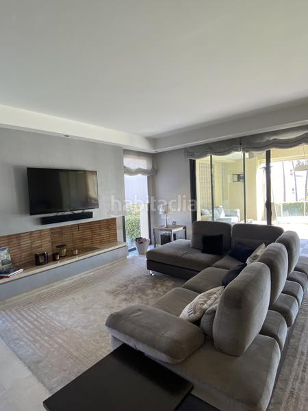 Foto 32dcbd64-9295-4309-a871-44e81f6488a6. Location rez-de-chaussée dans montemedio-b sierra blanc 2 dans Marbella