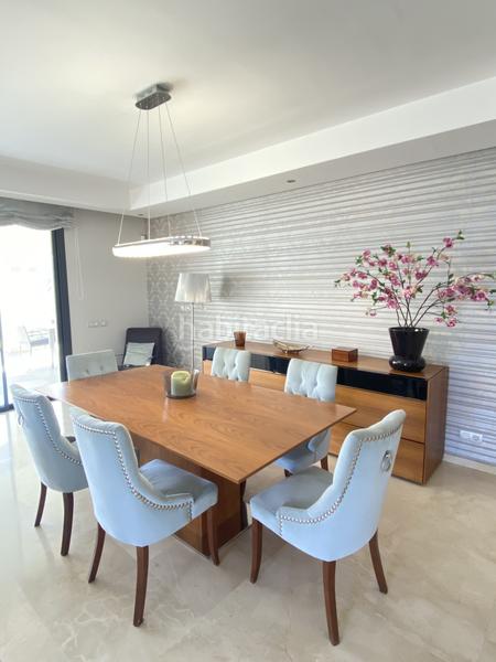 Foto 553360ad-d205-44b4-960f-2869670b0895. Location rez-de-chaussée dans montemedio-b sierra blanc 2 dans Marbella