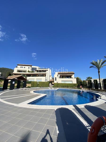 Foto 9eaae30d-9616-4f8d-be51-65741214dc4a. Location rez-de-chaussée dans montemedio-b sierra blanc 2 dans Marbella