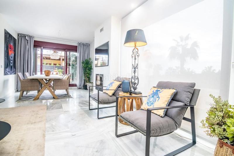 Foto 371e46b8-7746-455e-b571-a92046c32f0e. Alquiler casa adosada luxury town house , málaga en Estepona