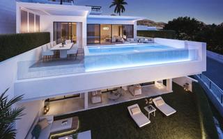 Casa a Centro. Lujosa villa en benalmádena, málaga
