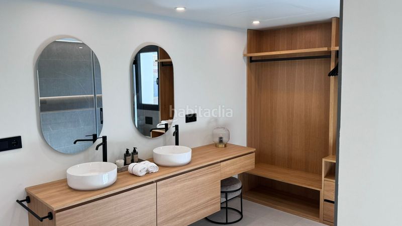 Foto 1d63d048-4838-4c5a-8f02-c7a4ff6d581a. Casa amb calefacció aparcament piscina a Nueva Andalucía centro Marbella