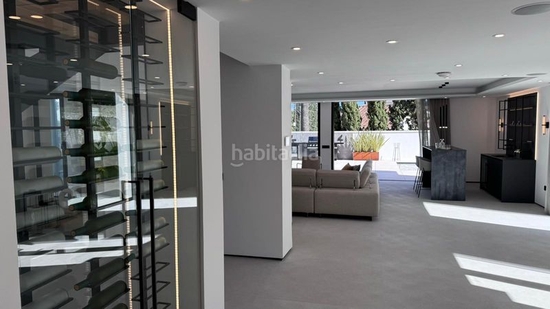 Foto ac12476b-044d-4243-b1e3-1ae7c7edeab6. Casa amb calefacció aparcament piscina a Nueva Andalucía centro Marbella