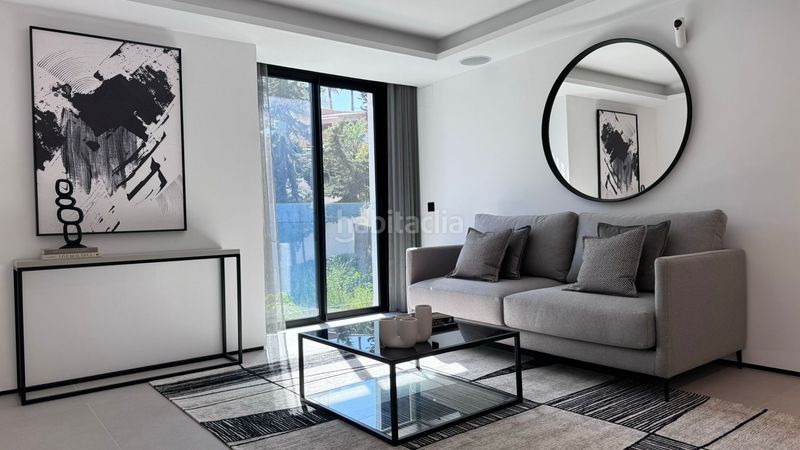 Foto b205842e-67b2-4518-be41-fcf3e6c7e9fa. Casa amb calefacció aparcament piscina a Nueva Andalucía centro Marbella