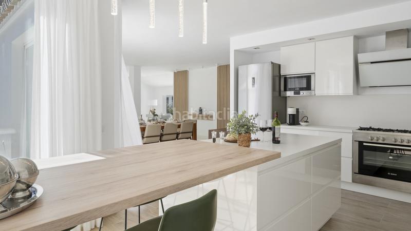 Foto 2f98e9d5-0322-476d-94c6-aefe9e880ecb. Casa amb aparcament piscina a El Rosario - Ricmar Marbella