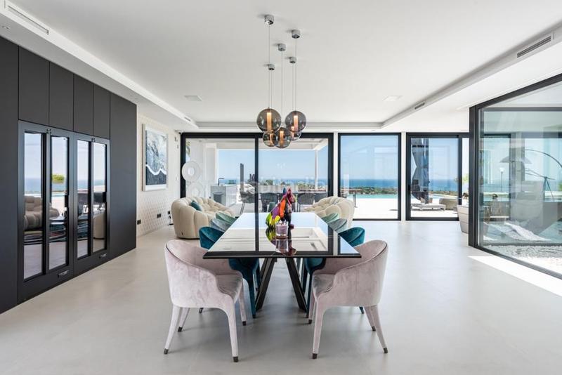 Foto d6e90b44-4016-4ab6-a0cc-7704e3c7002e. Alquiler casa villa de lujo en paraiso alto, benahavis en Benahavís
