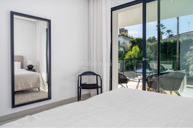 Foto 96b95dfa-8157-4830-b5f8-ee40af1f9e63. Casa amb aparcament piscina a Puerto Banús Marbella