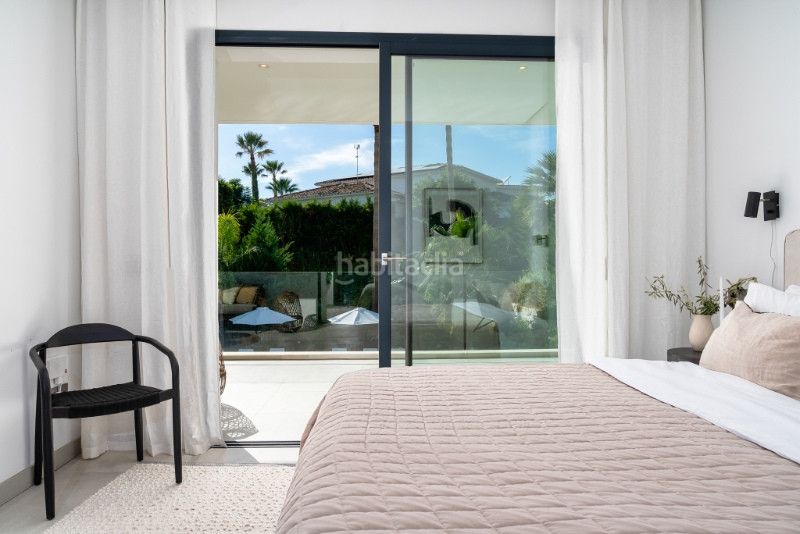 Foto 9b19a1a4-b8a6-428f-b174-c392fa05151f. Casa amb aparcament piscina a Puerto Banús Marbella