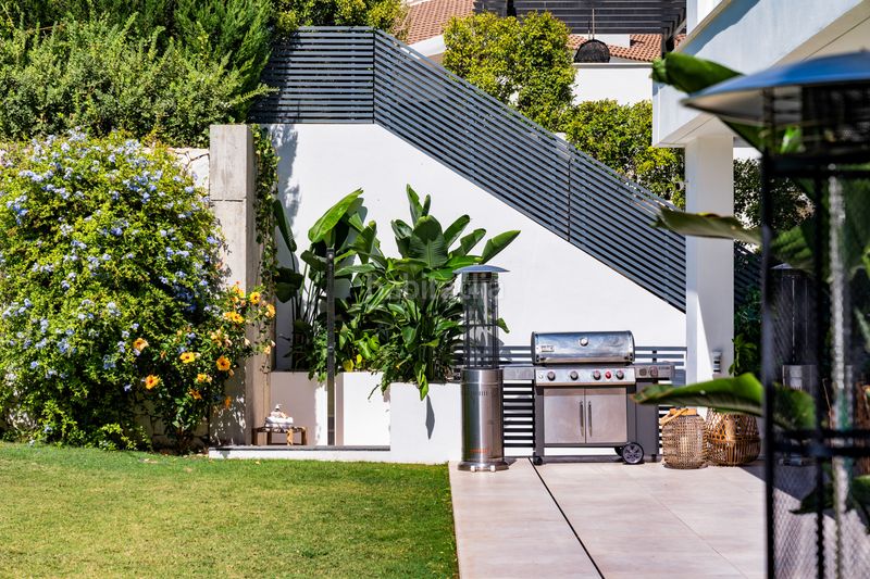 Foto fa394fe3-6cd9-4a3a-9c00-698b290ba3b9. Casa amb aparcament piscina a Puerto Banús Marbella