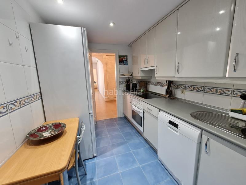 Foto 655c55c3-8348-4449-88ce-2ee5e9b46be7. Lloguer apartament a califa-ur nva andalucia 16 a Marbella