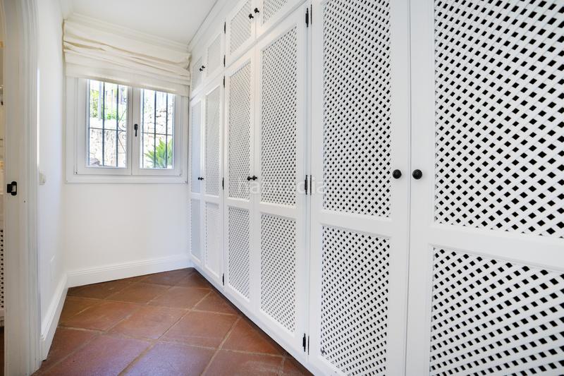 Foto a869a739-511b-48eb-9a97-bae17400cb6a. Location maison dans torre esteril 84 dans los arqueros - puerto del almendro Benahavís