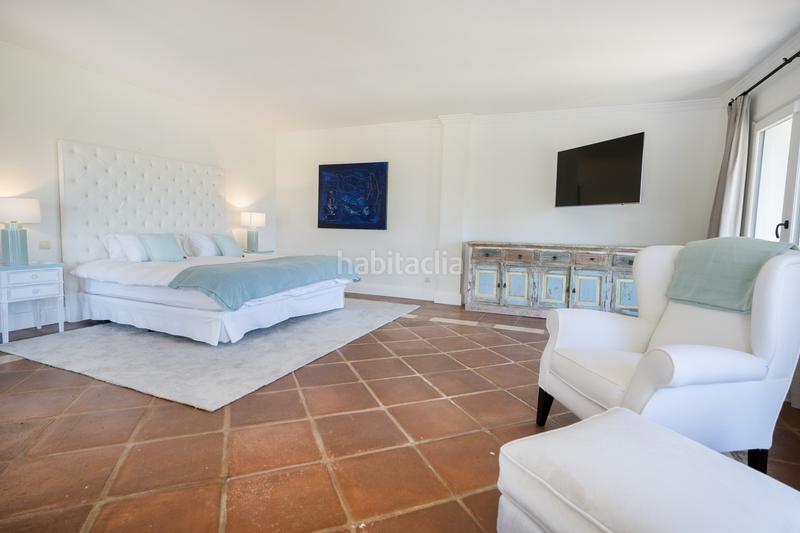 Foto 1900b7ad-d0f7-4aa3-ad2b-976509a85433. Miete haus in torre esteril 84 in los arqueros - puerto del almendro Benahavís