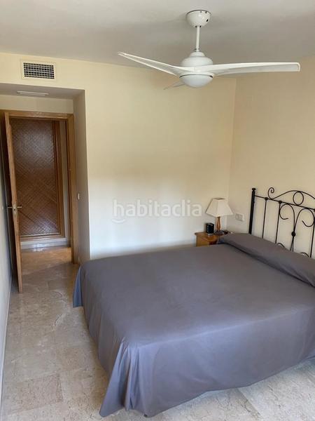 Foto 3c3b3cdf-87a7-466e-ac0f-63cbf96c9498. Lloguer apartament amb calefacció aparcament piscina a Estepona