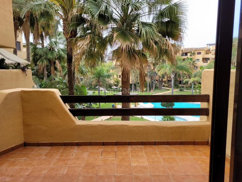 Foto 9cc49d24-0464-4636-824b-44969093fbf3. Lloguer apartament amb calefacció aparcament piscina a Estepona