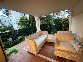Location Rez-de-chaussée à Juan carreño-atalaya rio 110. Apartamento de 2 dormitorios en planta baja con terraza privada