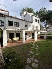 Rent Ground floor in Del angel-nva andal aloha 1. Espectacular dúplex en planta baja en los pinos de aloha, nueva
