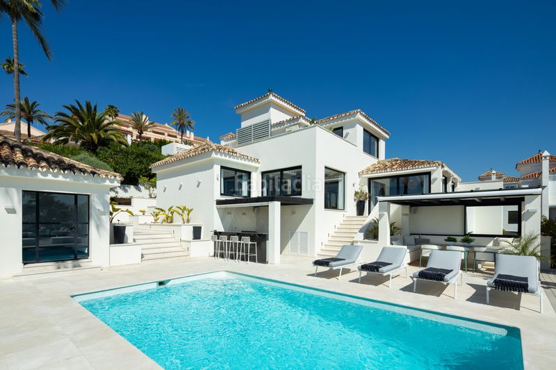 Foto 1f0e13a0-60f3-4b00-bece-eb4ccdbe094a. Casa amb aparcament piscina a Casco Antiguo Marbella