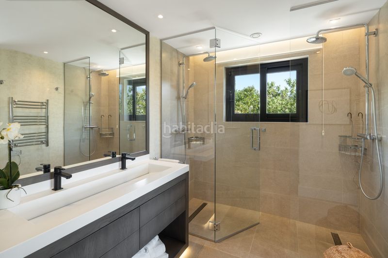 Foto 4ce8eac4-44a0-4dfb-b3f5-6b4d51f8d0d7. Casa amb aparcament piscina a Casco Antiguo Marbella