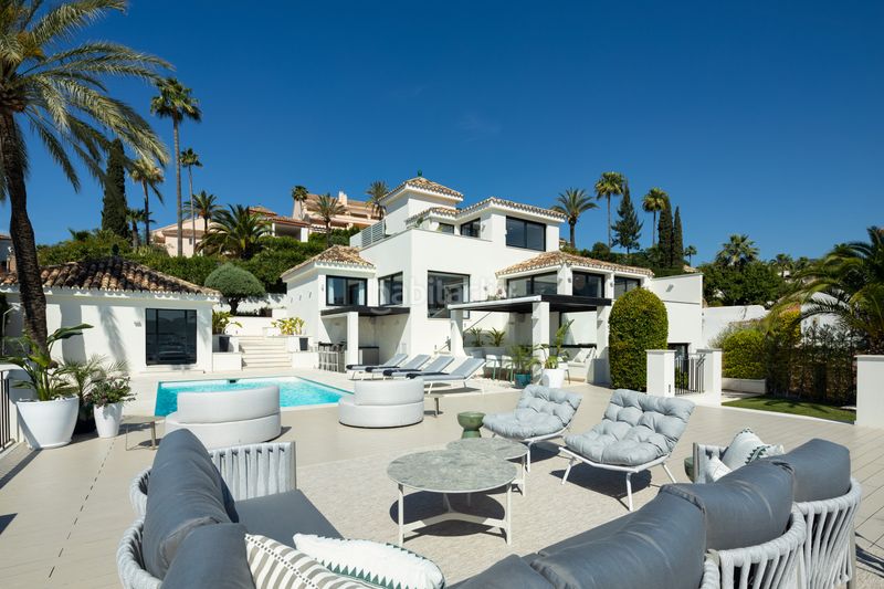 Foto 57ded5f4-b93b-47bb-8fff-ae220a743279. Casa amb aparcament piscina a Casco Antiguo Marbella