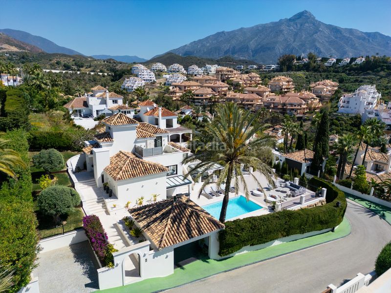 Foto cf2a953a-367d-41a6-84ae-25fbeff7b8f1. Casa amb aparcament piscina a Casco Antiguo Marbella
