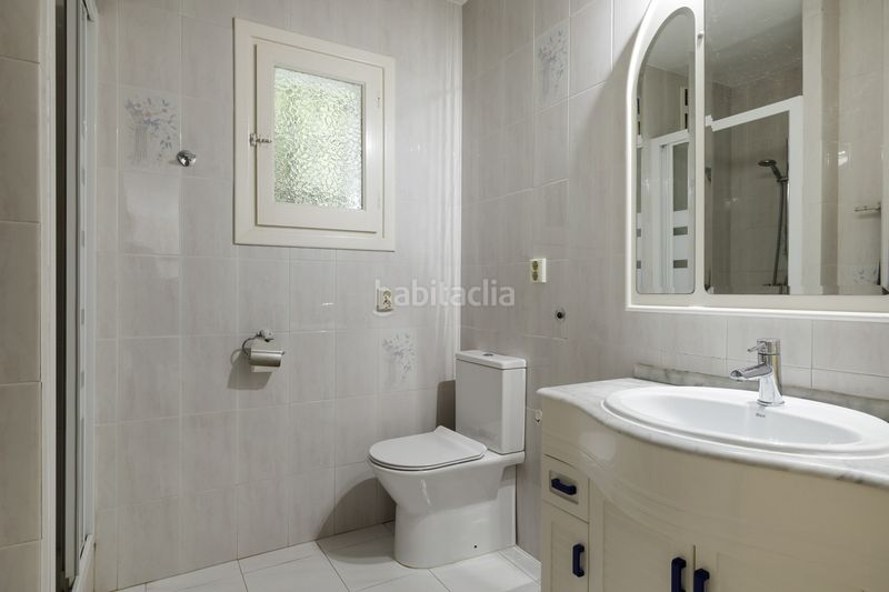Foto ca2bee4b-dc7e-4b00-a59e-bf1f7355b888. Casa amb aparcament piscina a Casco Antiguo Marbella