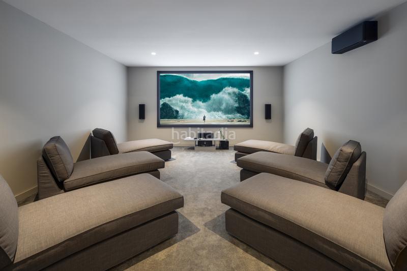 Foto c1f76ff9-a4c6-42c6-9d96-ef33894be4a8. House with parking pool in Casco Antiguo Marbella