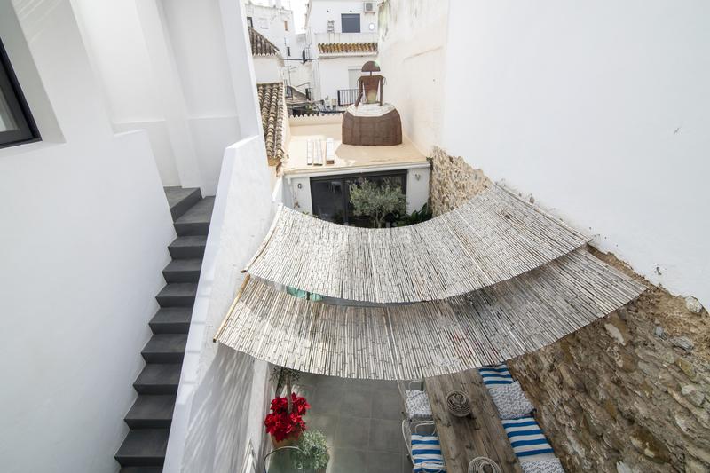 Foto 391e74a4-aa5e-42af-81da-dd2f15a41da3. Casa in Centro Estepona