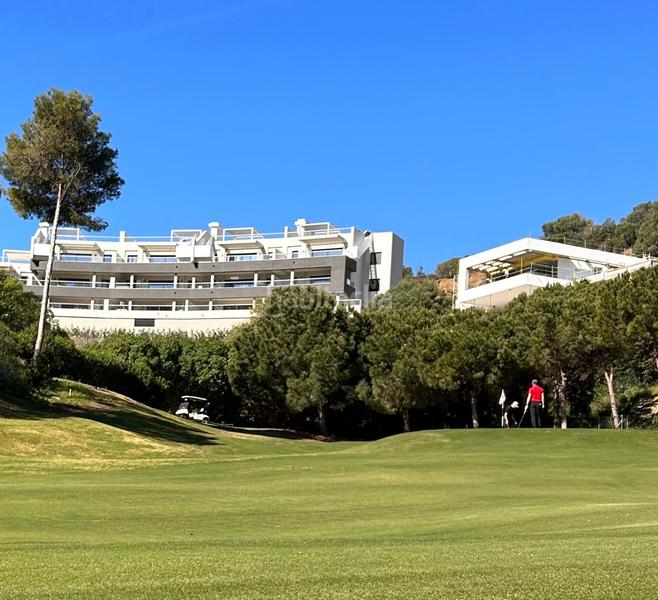 Foto 1d5ba3b0-6152-4625-a6d9-64d6f9673e1d. Alquiler apartamento  de lujo con impresionantes vistas en benahavis, málaga en Benahavís