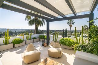 Casa en Casco Antiguo. Exclusiva casa adosada en la colina, nueva andalucía, marbella