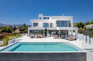 Casa a El Paraíso. Impresionante villa de lujo en altos del paraíso, benahavís