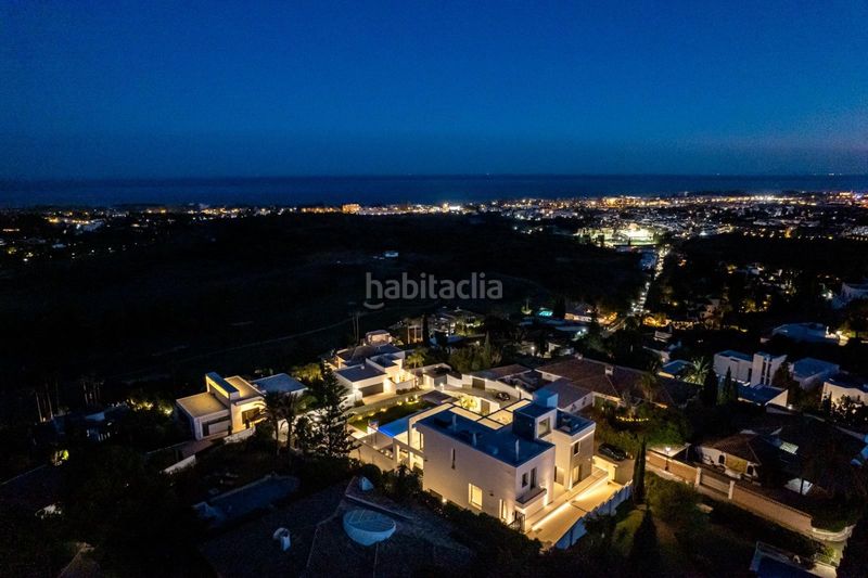 Foto 0ef43045-bd15-4498-8a38-9ed917b89d58. Casa amb aparcament piscina a Paraiso - Barronal Estepona