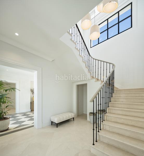 Foto 6453d12f-ee24-4957-8f2a-764a879824de. Casa amb aparcament piscina a Casco Antiguo Marbella