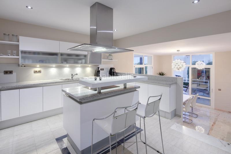 Foto 3ab7ed00-3636-454f-a315-2967eceb8560. Location maison avec chauffage parking piscine dans Benahavís